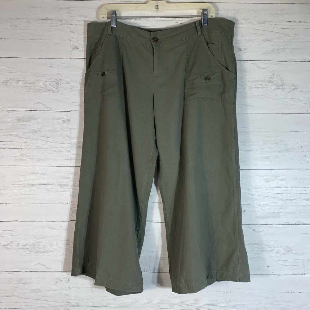 Y2K Speechless Linen  Wide Leg Capri  Pants Size 15 (waist 38) army Green NWT